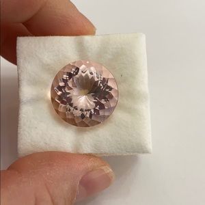 💎 Morganite: natural faceted loose gemstone 24.37
